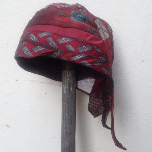 Asymmetric cloche hat: vintage red men\'s neck ties